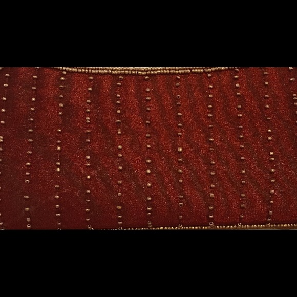 HP Gorgeous Red & Gold Indian Beaded Clutch - Picture 6 of 6